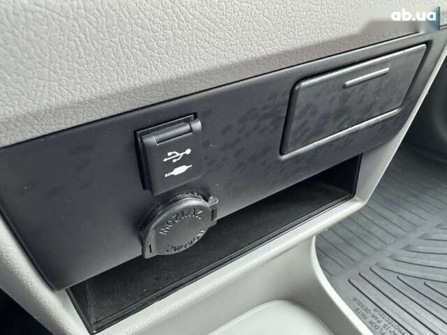Тойота Сієнна, об'ємом двигуна 3.5 л та пробігом 124 тис. км за 24990 $, фото 23 на Automoto.ua