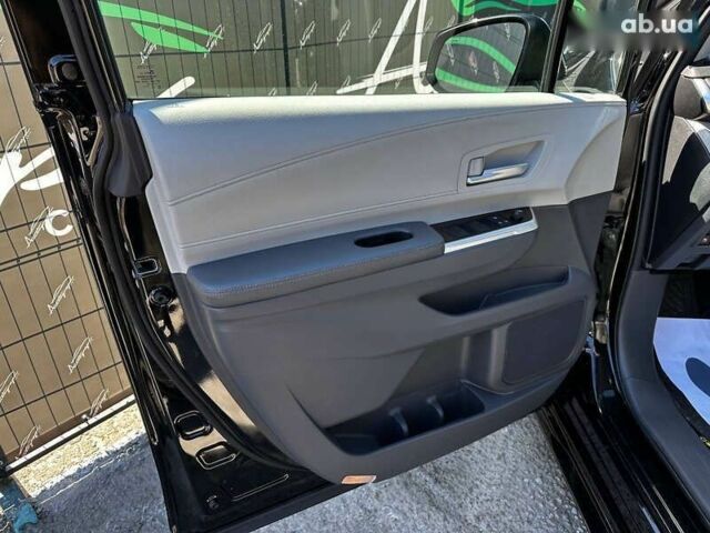 Тойота Сиенна, объемом двигателя 0 л и пробегом 37 тыс. км за 48000 $, фото 13 на Automoto.ua