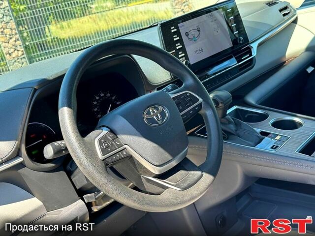Тойота Сієнна, об'ємом двигуна 25 л та пробігом 59 тис. км за 48500 $, фото 12 на Automoto.ua