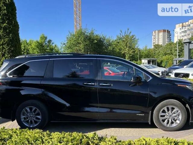 Тойота Сієнна, об'ємом двигуна 2.49 л та пробігом 30 тис. км за 50300 $, фото 7 на Automoto.ua