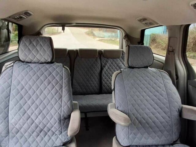 Сірий Тойота Сієнна, об'ємом двигуна 3.3 л та пробігом 270 тис. км за 6999 $, фото 13 на Automoto.ua