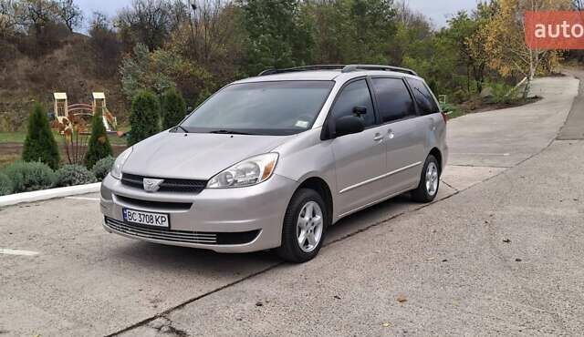 Сірий Тойота Сієнна, об'ємом двигуна 3.3 л та пробігом 270 тис. км за 6999 $, фото 4 на Automoto.ua