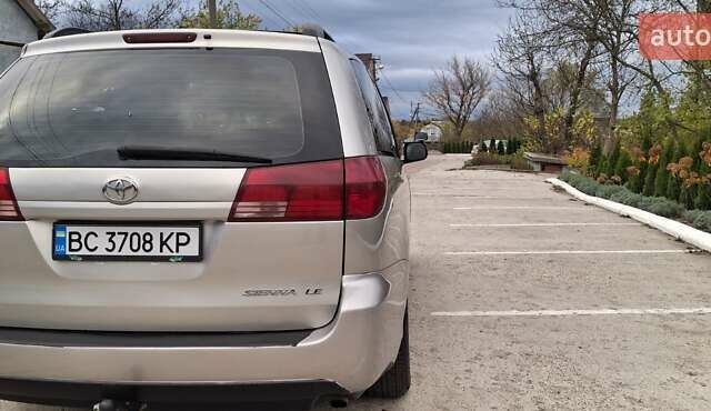 Сірий Тойота Сієнна, об'ємом двигуна 3.3 л та пробігом 270 тис. км за 6999 $, фото 8 на Automoto.ua