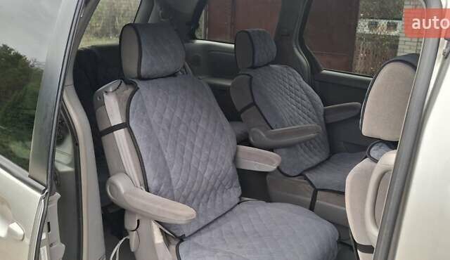 Сірий Тойота Сієнна, об'ємом двигуна 3.3 л та пробігом 270 тис. км за 6999 $, фото 14 на Automoto.ua