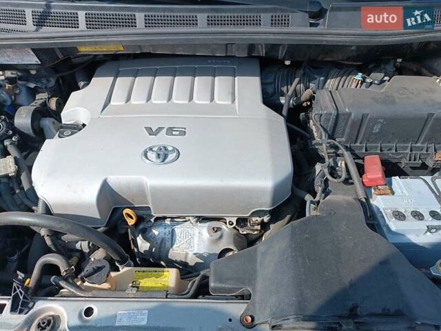 Серый Тойота Сиенна, объемом двигателя 3.5 л и пробегом 170 тыс. км за 15000 $, фото 14 на Automoto.ua