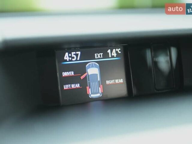 Серый Тойота Сиенна, объемом двигателя 3.46 л и пробегом 203 тыс. км за 17999 $, фото 41 на Automoto.ua