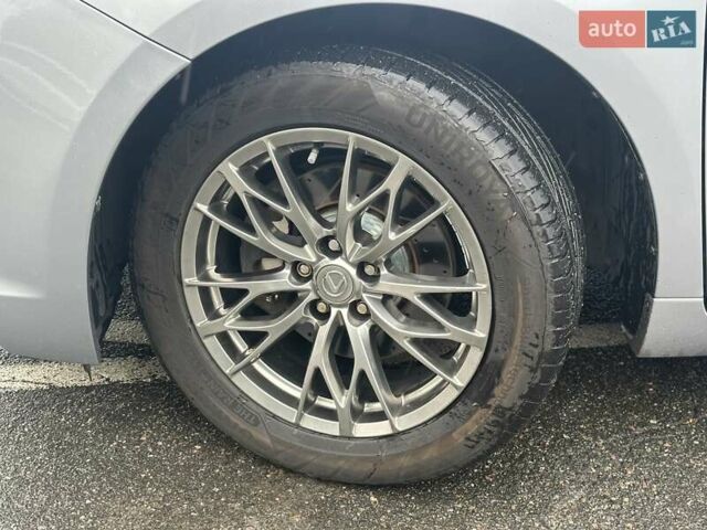 Серый Тойота Сиенна, объемом двигателя 3.5 л и пробегом 280 тыс. км за 15990 $, фото 13 на Automoto.ua