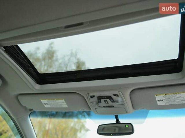 Серый Тойота Сиенна, объемом двигателя 3.46 л и пробегом 203 тыс. км за 17999 $, фото 59 на Automoto.ua
