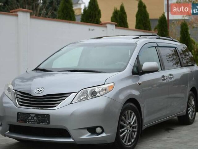 Серый Тойота Сиенна, объемом двигателя 3.46 л и пробегом 203 тыс. км за 17999 $, фото 5 на Automoto.ua