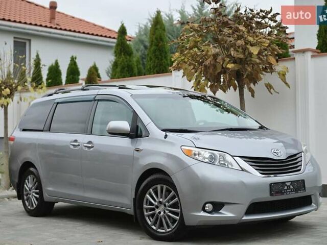 Серый Тойота Сиенна, объемом двигателя 3.46 л и пробегом 203 тыс. км за 17999 $, фото 23 на Automoto.ua