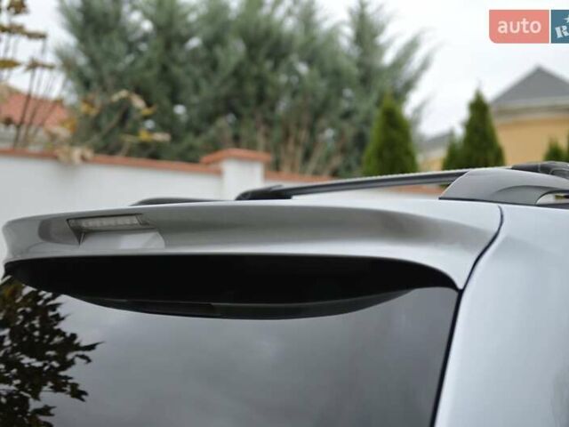 Серый Тойота Сиенна, объемом двигателя 3.46 л и пробегом 203 тыс. км за 17999 $, фото 24 на Automoto.ua