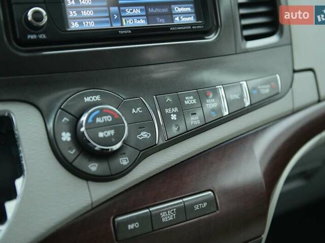 Серый Тойота Сиенна, объемом двигателя 3.46 л и пробегом 203 тыс. км за 17999 $, фото 50 на Automoto.ua