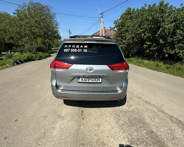 Сірий Тойота Сієнна, об'ємом двигуна 3.46 л та пробігом 198 тис. км за 18500 $, фото 3 на Automoto.ua