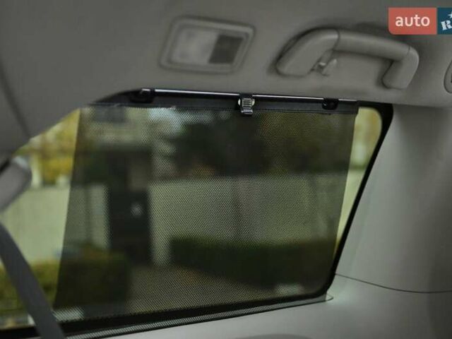 Серый Тойота Сиенна, объемом двигателя 3.46 л и пробегом 203 тыс. км за 17999 $, фото 71 на Automoto.ua