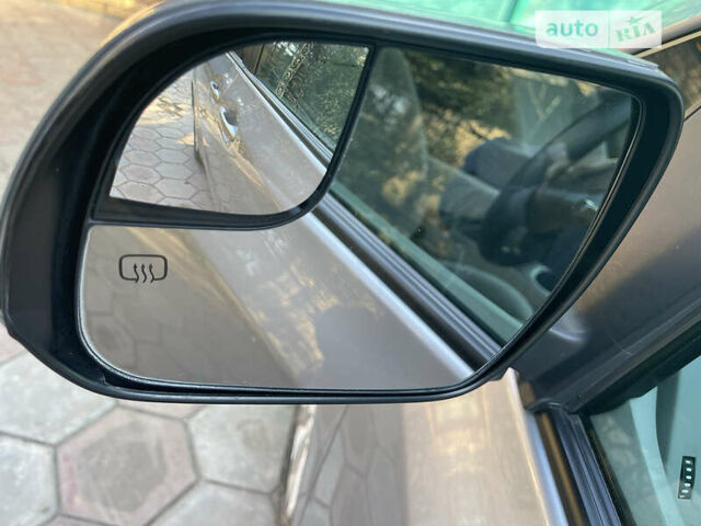 Серый Тойота Сиенна, объемом двигателя 3.5 л и пробегом 217 тыс. км за 20900 $, фото 14 на Automoto.ua