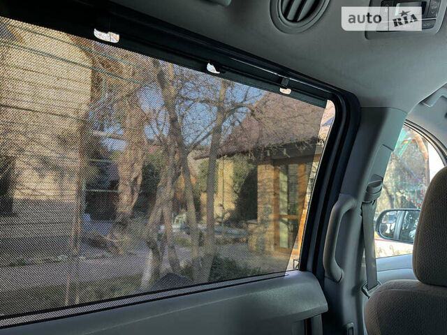 Серый Тойота Сиенна, объемом двигателя 3.5 л и пробегом 217 тыс. км за 20900 $, фото 16 на Automoto.ua