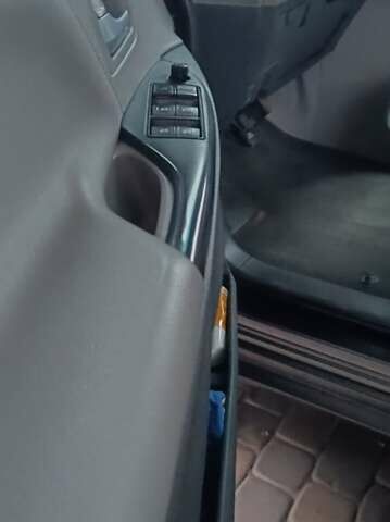 Сірий Тойота Сієнна, об'ємом двигуна 3.46 л та пробігом 120 тис. км за 20500 $, фото 18 на Automoto.ua