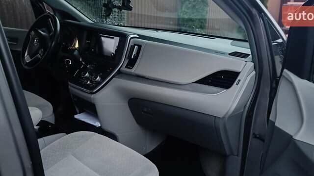 Сірий Тойота Сієнна, об'ємом двигуна 3.46 л та пробігом 120 тис. км за 20500 $, фото 22 на Automoto.ua