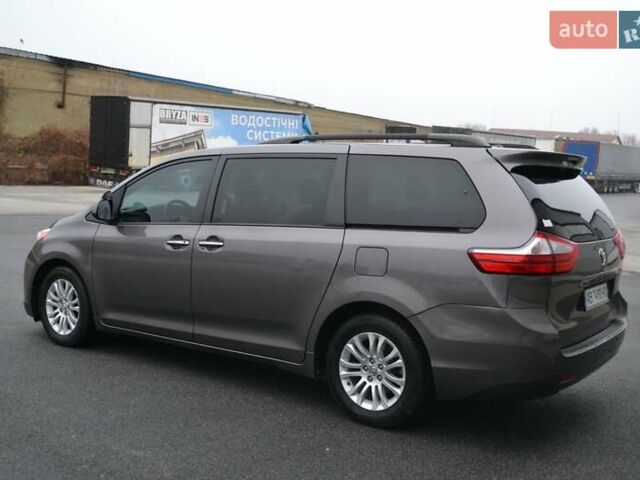 Серый Тойота Сиенна, объемом двигателя 3.5 л и пробегом 167 тыс. км за 20600 $, фото 3 на Automoto.ua