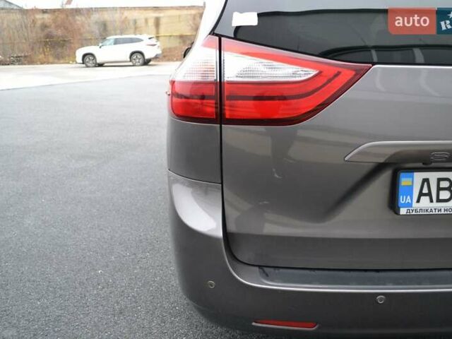 Серый Тойота Сиенна, объемом двигателя 3.5 л и пробегом 167 тыс. км за 20600 $, фото 25 на Automoto.ua