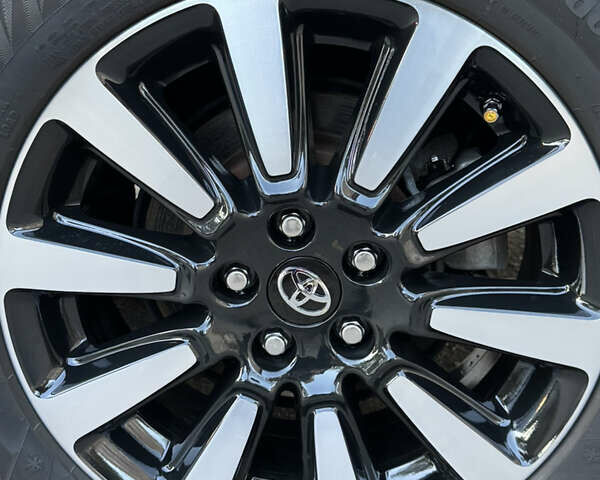 Серый Тойота Сиенна, объемом двигателя 3.46 л и пробегом 150 тыс. км за 21212 $, фото 42 на Automoto.ua