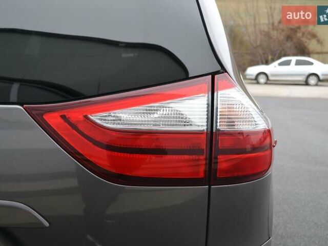 Серый Тойота Сиенна, объемом двигателя 3.5 л и пробегом 167 тыс. км за 20600 $, фото 24 на Automoto.ua