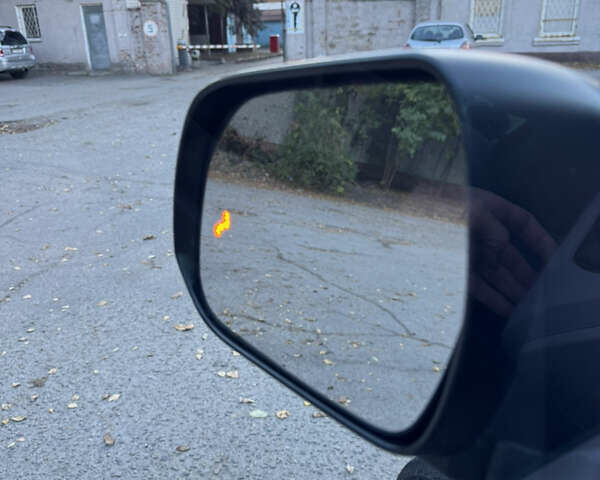 Серый Тойота Сиенна, объемом двигателя 3.46 л и пробегом 150 тыс. км за 21999 $, фото 15 на Automoto.ua