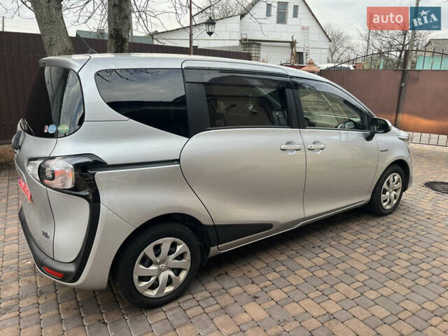 Серый Тойота Сиенна, объемом двигателя 1.5 л и пробегом 57 тыс. км за 13500 $, фото 53 на Automoto.ua