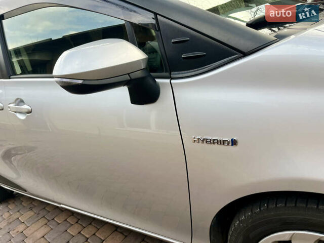 Серый Тойота Сиенна, объемом двигателя 1.5 л и пробегом 57 тыс. км за 13500 $, фото 58 на Automoto.ua