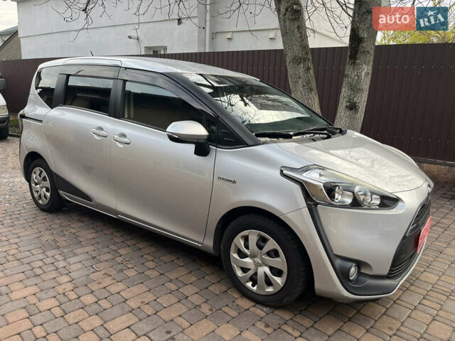 Серый Тойота Сиенна, объемом двигателя 1.5 л и пробегом 57 тыс. км за 13500 $, фото 64 на Automoto.ua