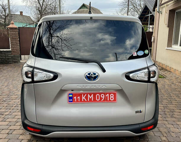 Серый Тойота Сиенна, объемом двигателя 1.5 л и пробегом 57 тыс. км за 13500 $, фото 35 на Automoto.ua