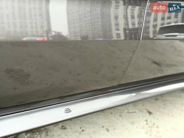 Серый Тойота Сиенна, объемом двигателя 2.5 л и пробегом 9 тыс. км за 47000 $, фото 42 на Automoto.ua