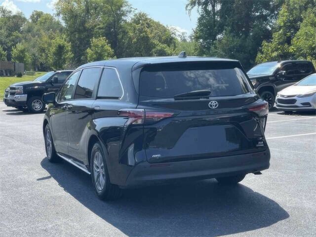 Сірий Тойота Сієнна, об'ємом двигуна 2.5 л та пробігом 14 тис. км за 42000 $, фото 7 на Automoto.ua