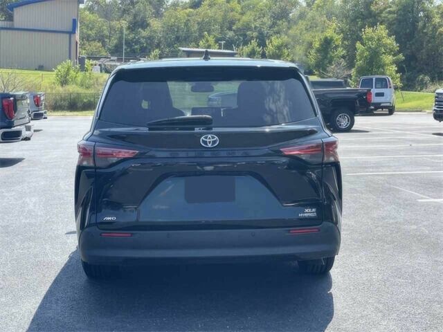 Сірий Тойота Сієнна, об'ємом двигуна 2.5 л та пробігом 14 тис. км за 42000 $, фото 6 на Automoto.ua