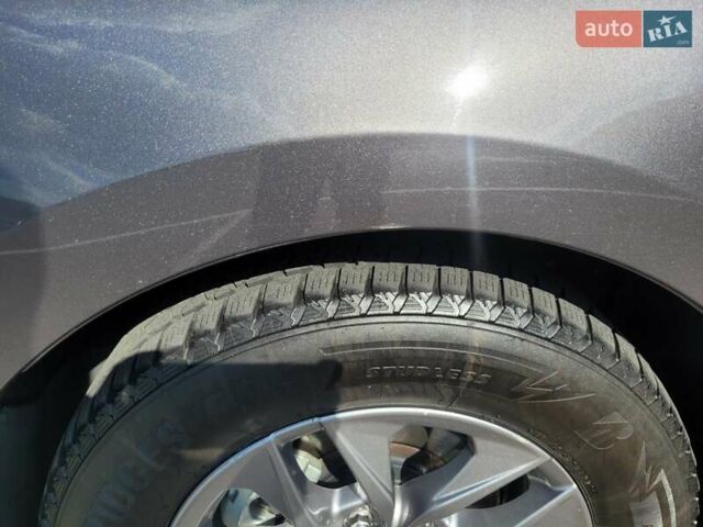 Серый Тойота Сиенна, объемом двигателя 2.49 л и пробегом 73 тыс. км за 45000 $, фото 25 на Automoto.ua