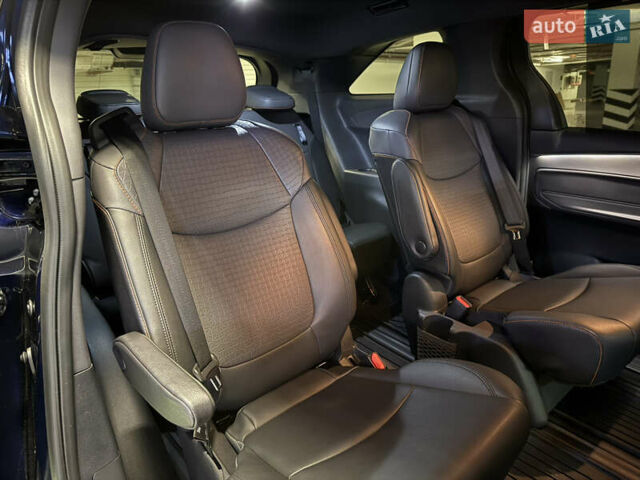 Серый Тойота Сиенна, объемом двигателя 2.5 л и пробегом 53 тыс. км за 46500 $, фото 33 на Automoto.ua