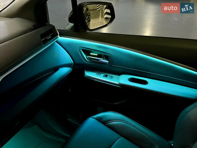 Серый Тойота Сиенна, объемом двигателя 2.5 л и пробегом 53 тыс. км за 46500 $, фото 51 на Automoto.ua