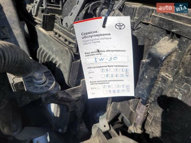 Серый Тойота Сиенна, объемом двигателя 2.49 л и пробегом 73 тыс. км за 45000 $, фото 24 на Automoto.ua
