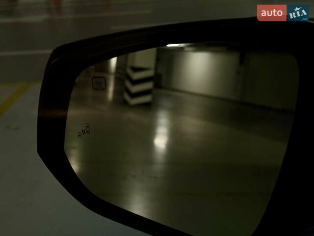 Серый Тойота Сиенна, объемом двигателя 2.5 л и пробегом 53 тыс. км за 46500 $, фото 62 на Automoto.ua