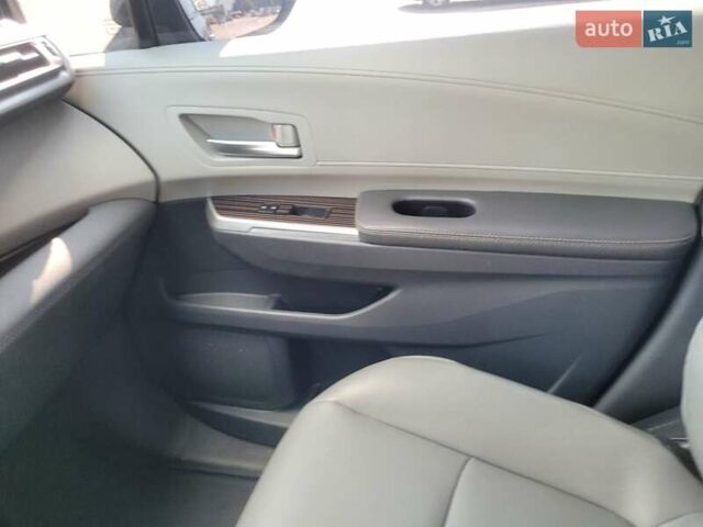 Серый Тойота Сиенна, объемом двигателя 2.49 л и пробегом 73 тыс. км за 45000 $, фото 53 на Automoto.ua