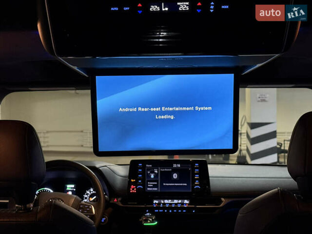 Серый Тойота Сиенна, объемом двигателя 2.5 л и пробегом 53 тыс. км за 46500 $, фото 65 на Automoto.ua