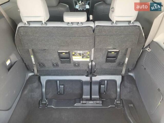 Серый Тойота Сиенна, объемом двигателя 2.49 л и пробегом 73 тыс. км за 45000 $, фото 51 на Automoto.ua
