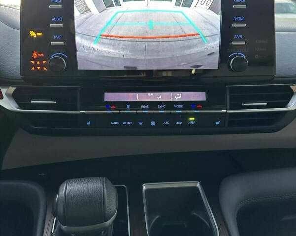 Серый Тойота Сиенна, объемом двигателя 2.5 л и пробегом 12 тыс. км за 17300 $, фото 10 на Automoto.ua