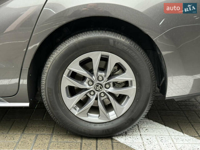 Серый Тойота Сиенна, объемом двигателя 2.5 л и пробегом 91 тыс. км за 41500 $, фото 11 на Automoto.ua