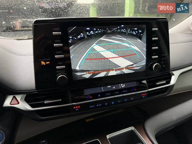 Серый Тойота Сиенна, объемом двигателя 2.5 л и пробегом 91 тыс. км за 41500 $, фото 18 на Automoto.ua