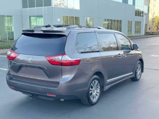 Сірий Тойота Сієнна, об'ємом двигуна 3.5 л та пробігом 48 тис. км за 14000 $, фото 6 на Automoto.ua