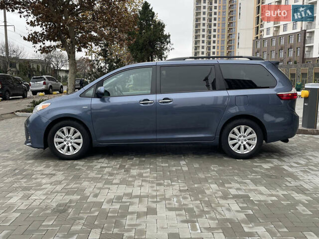 Синій Тойота Сієнна, об'ємом двигуна 3.46 л та пробігом 143 тис. км за 21300 $, фото 8 на Automoto.ua