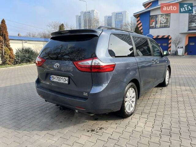 Синій Тойота Сієнна, об'ємом двигуна 3.46 л та пробігом 140 тис. км за 20900 $, фото 4 на Automoto.ua