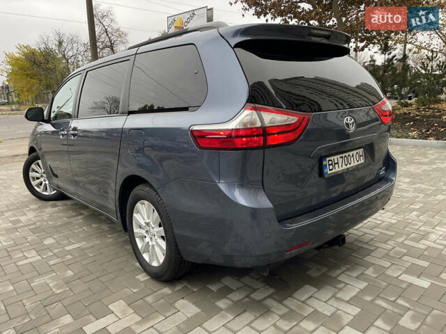Синій Тойота Сієнна, об'ємом двигуна 3.46 л та пробігом 143 тис. км за 21300 $, фото 5 на Automoto.ua