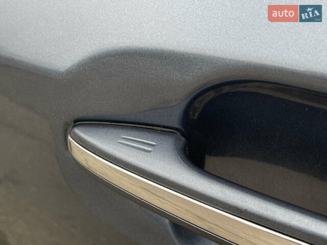 Синій Тойота Сієнна, об'ємом двигуна 3.46 л та пробігом 143 тис. км за 21300 $, фото 15 на Automoto.ua